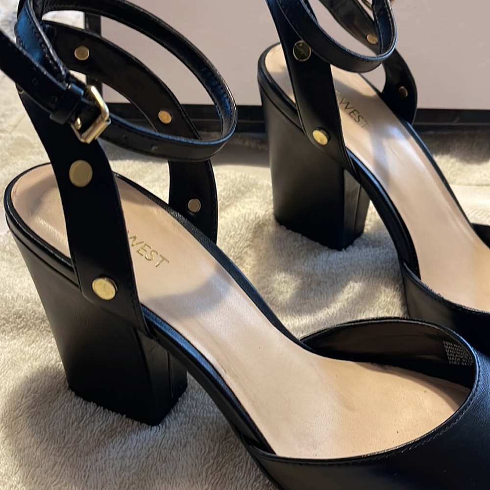 Great Condition, Almost New . Used Only Once. - image 2